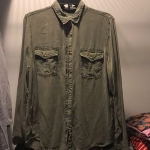 American Eagle army green button up top